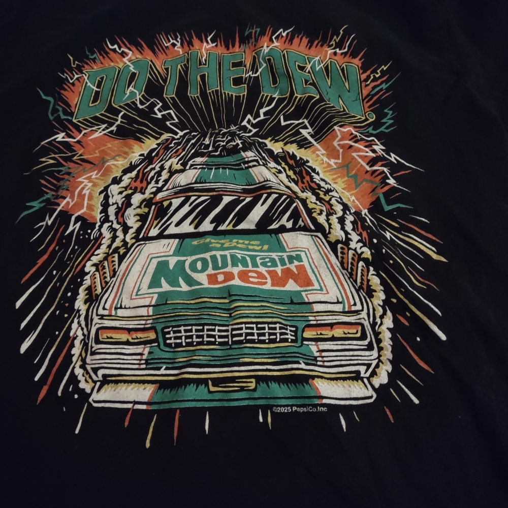 Black Mountain Dew "Do The Dew" Black Graphic Tee with Car Size Small Gamer